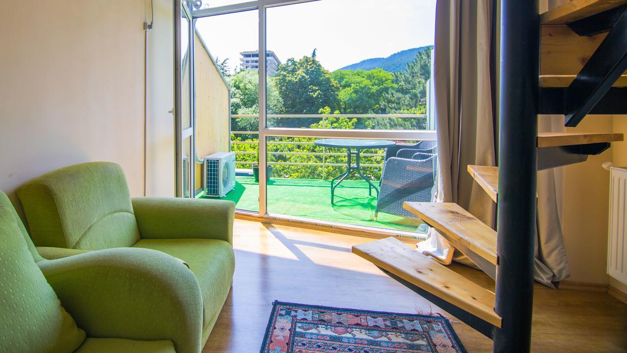 Guest House Боржоми Экстерьер фото